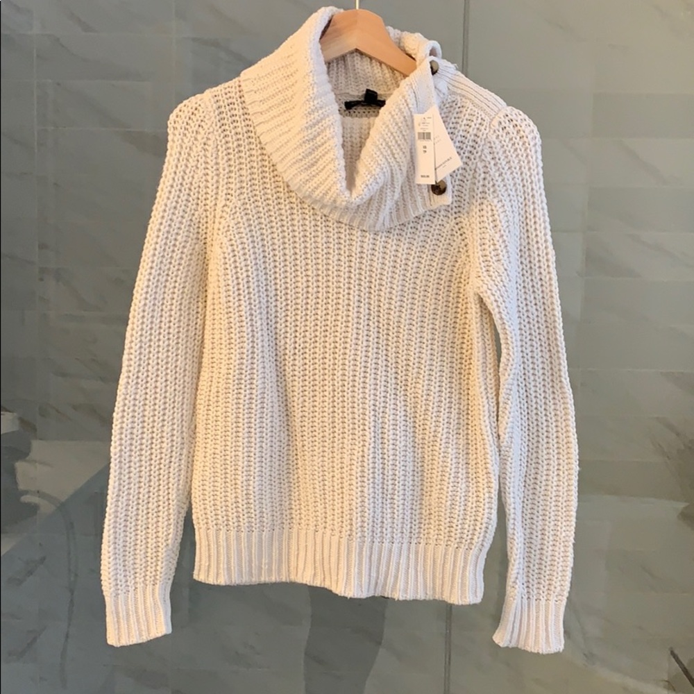 NWT gorgeous knit sweater